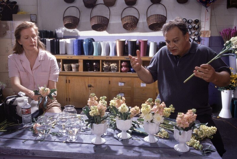 Frances Conroy as Ruth & Ed O’Ross as Nikolai – Bild: SKY