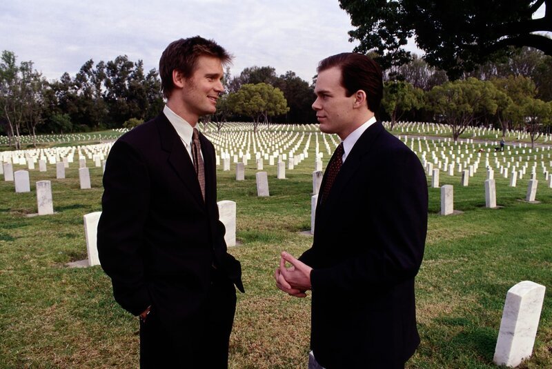 Peter Krause as Nate & Michael C Hall as David – Bild: Home Box Office Inc.