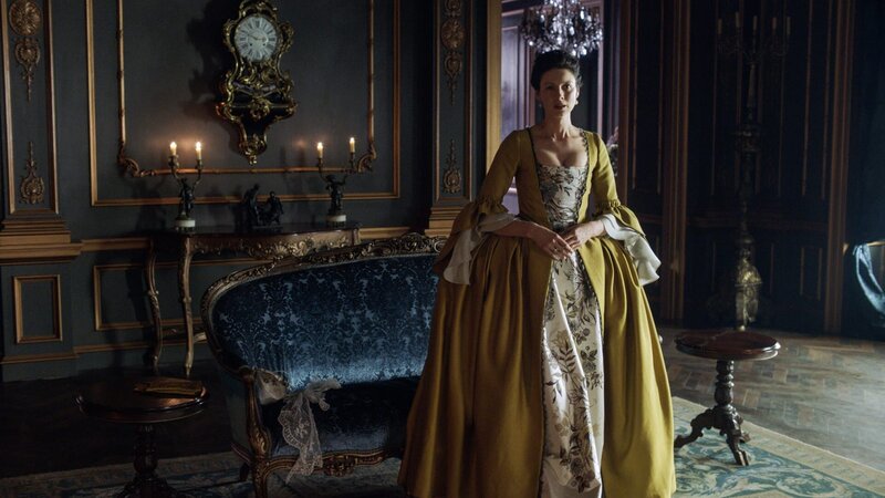 Outlander S2, screen grab of  Caitriona Balfe as Claire Randall – Bild: Screen Grab /​ Sony /​ Die Verwendung ist nur bei redaktioneller Berichterstattung im Rahmen einer Programmankündigung ab 2 Monate vor der ersten Auss /​ © 2016 Sony Pictures Television Inc. All Rights Reserved.