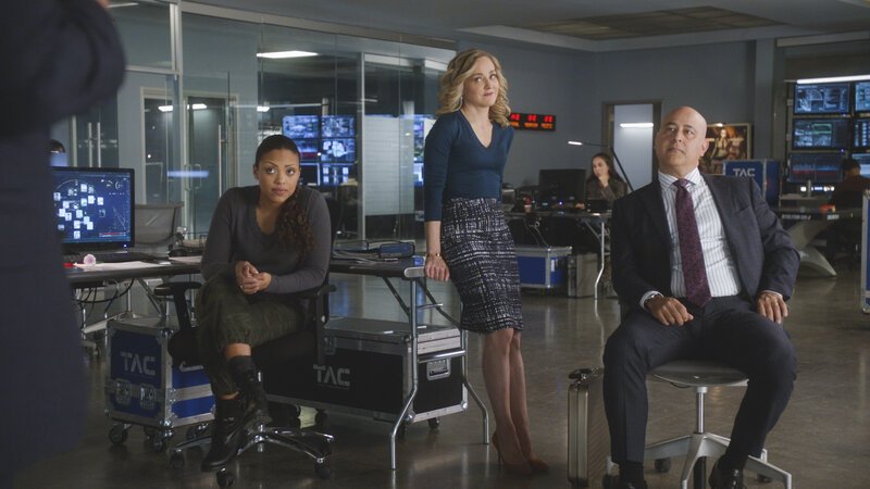 (v.l.n.r.) Danny James (Jaime Lee Kirchner); Marissa Morgan (Geneva Carr); Henry Wakefield (Ramsey Faragallah) – Bild: CBS Broadcasting, Inc.