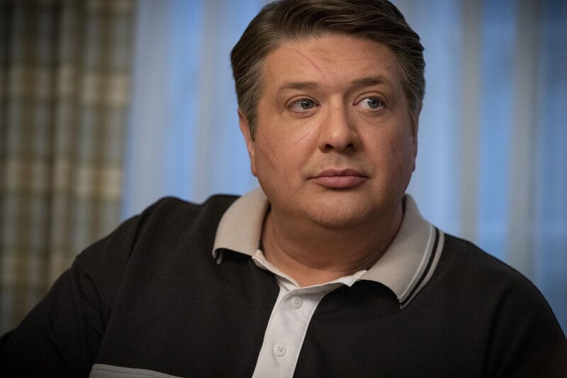 George Cooper sen. (Lance Barber) – Bild: Warner Bros. Entertainment Inc.