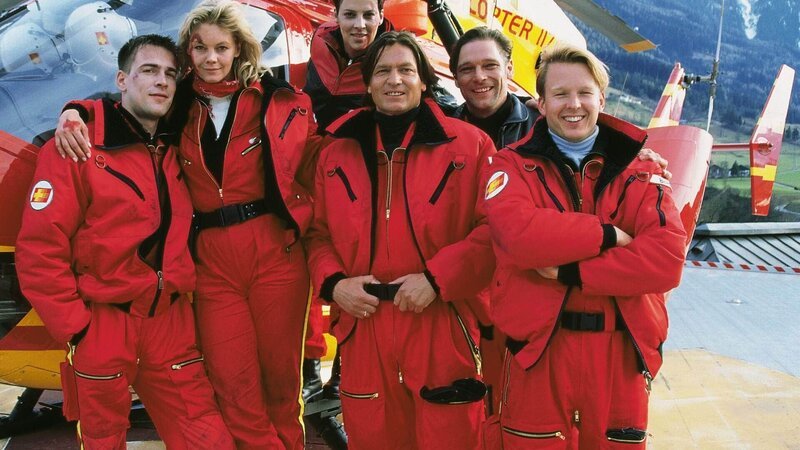 v.li.: Ralf Staller (Wolfgang Krewe), Dr. Kollmann (Anja Freese), Biggi Schwerin (Sabine Petzl), Dr. Lüdwitz (Rainer Grenkowitz), Thomas Wächter (Manfred Stücklschwaiger), Peter Berger (Serge Falck) – Bild: MG RTL D /​ Petro Domenigg