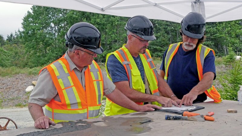 Terry Matheson (m.) und Rick Lagina (r.) – Bild: Prometheus Entertainment Lizenzbild frei