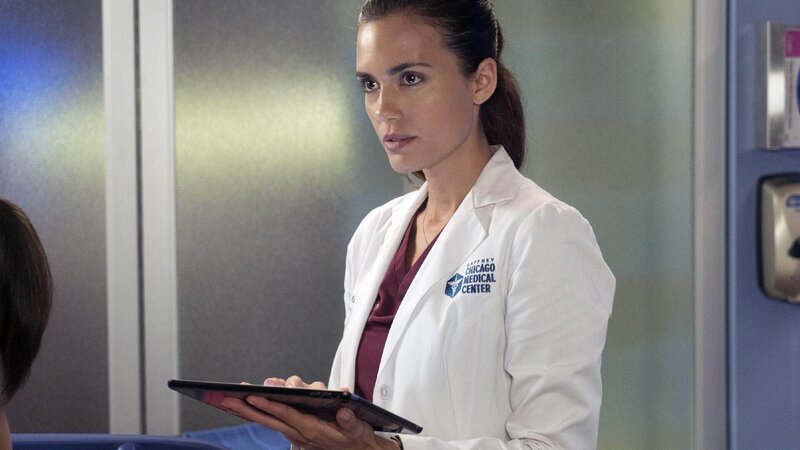 Natalie Manning (Torrey DeVitto) – Bild: RTL /​ Elizabeth Sisson /​ NBC