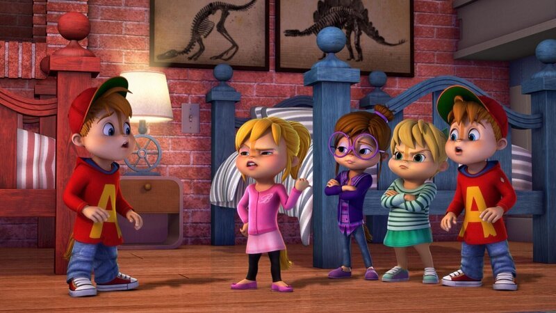 Alvin (l.) wird von den Chipettes im Stich gelassen, da sein Doppelgänger nur Ärger bringt. Eine neue Lösung muss her. +++ – Bild: SUPER RTL /​ Lügen haben kurze Beine