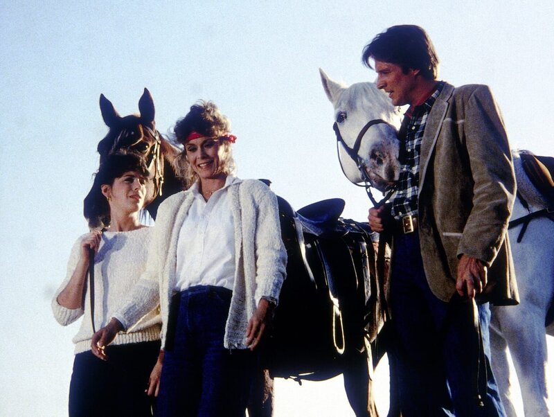 Lee (Bruce Boxleitner, r.) muss Amanda (Kate Jackson, M.) und eine arabische Prinzessin (Jane Kaczmarek, l.) vor einem Attentäter schützen. Keine leichte Aufgabe … – Bild: Sat.1 Gold