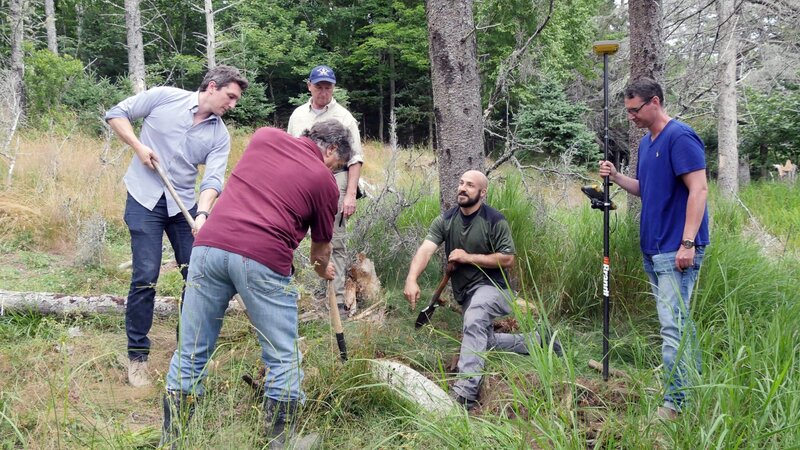 Alex Lagina, Rick Lagina, Gary Drayton, Jack Begley und Steve Guptill – Bild: Prometheus Entertainment Lizenzbild frei