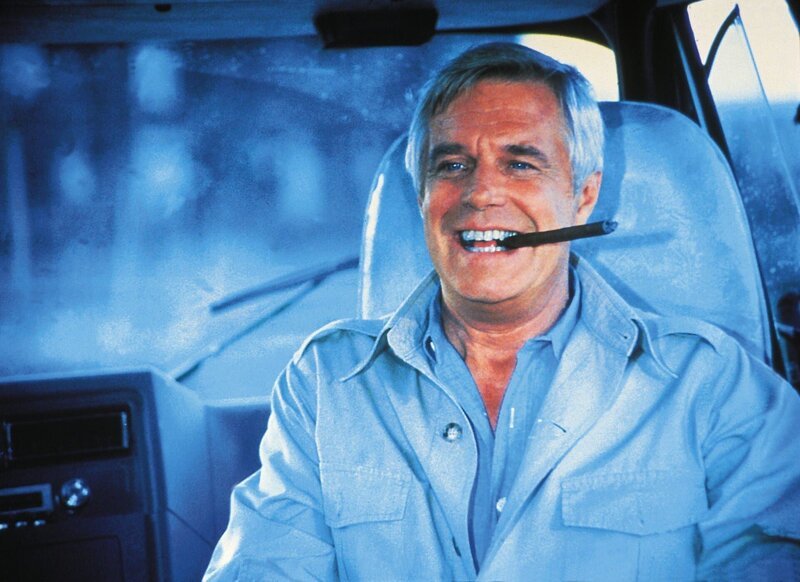 „Er liebt es, wenn ein Plan funktioniert“: George Peppard als John „Hannibal“ Smith. – Bild: Nitro.