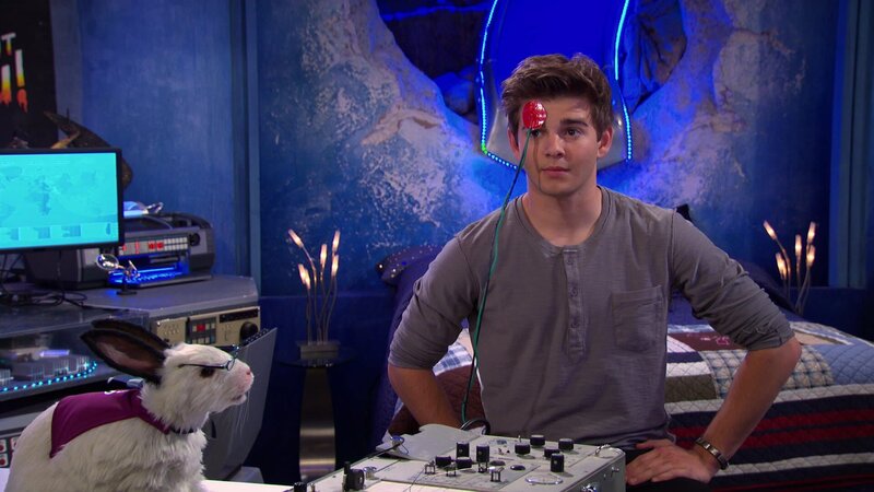 L-R: Dr. Colosso, Max Thunderman (Jack Griffo) – Bild: ViacomCBS