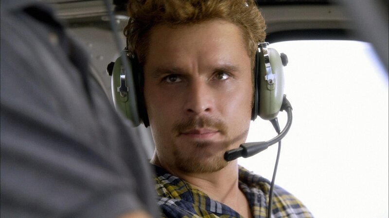 Der Häftling Dawkins (Balthazar Getty) flieht aus dem Gefängnis und ermordet dabei drei Menschen. Steven findet mit seiner Mannschaft heraus, dass Dawkins hinter dem Pärchen Craig und Dana her ist, das in einer Fernsehshow eine Million gewonnen hat … – Bild: CBS BROADCASTING INC.