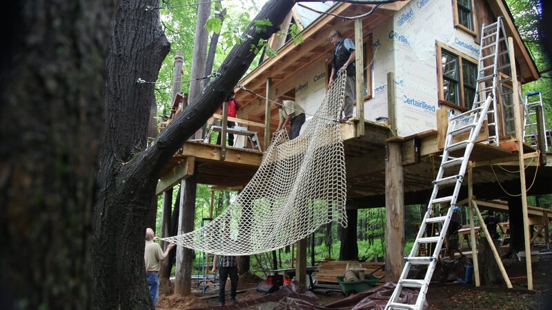 During the build. – Bild: Discovery Communications