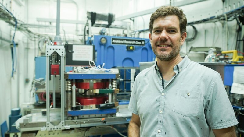 Porträt von Steve Jacobsen. – Bild: Science Channel