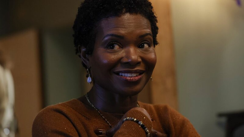 Anne (LaChanze) – Bild: AXN Black