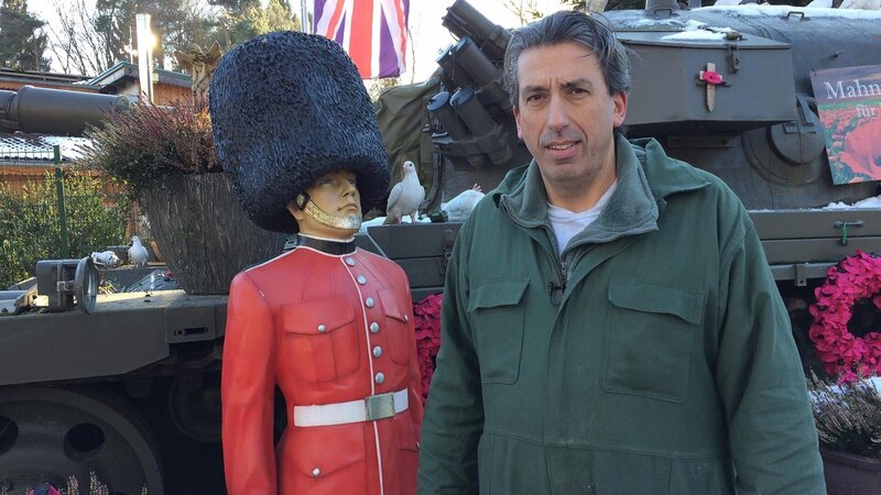 Michael Manousakis. – Bild: Warner Bros. Discovery