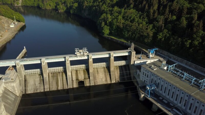 Der Staudamm von Stechovice südlich von Prag – Bild: ZDF