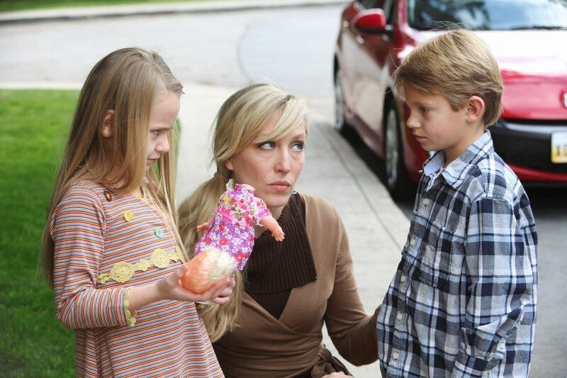 Avery Phillips (li.). – Bild: Turner /​ COURTESY OF DISNEY MEDIA DISTRIBUTION