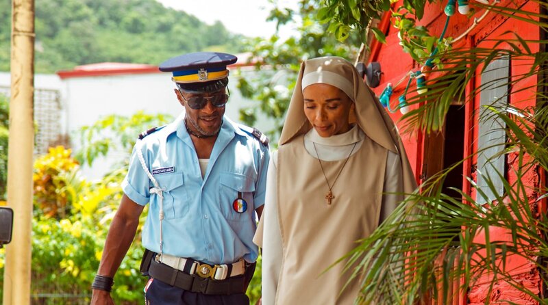 Dwayne Myers (Danny John-Jules, l.) und Sister Marguerite (Rowena King, r.). – Bild: ZDF/​Denis Guyenon