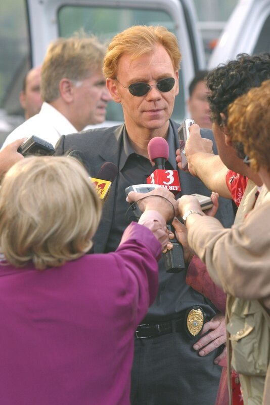 In der Toilette eines Kinderrestaurants wird ein kleines Mädchen ermordet aufgefunden. Horatio Caine (David Caruso) und sein Team ermitteln in diesem Fall … – Bild: RTL