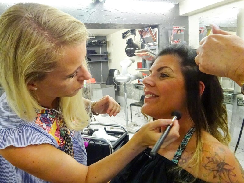 Kandidatin Bine (r.), Stylistin – Bild: TVNOW /​ Constantin Ent.