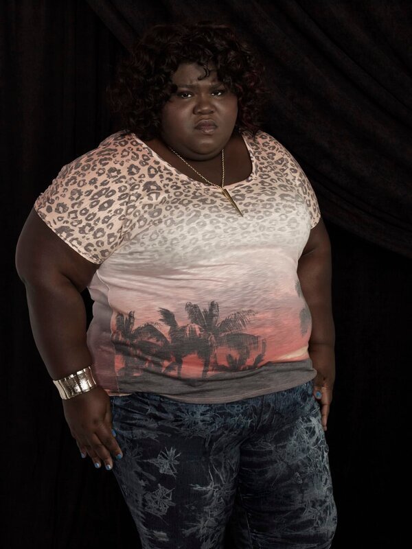 (3. Staffel) – Als menschliche Voodoo-Puppe hat es Queenie (Gabourey Sidibe) im Hexenzirkel nicht immer einfach … – Bild: Fox