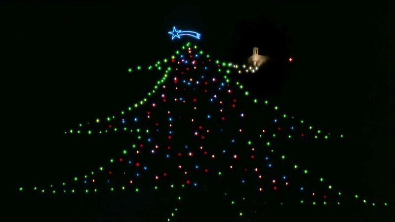 Weihnachtsbaum Gubbio – Bild: Bibel TV