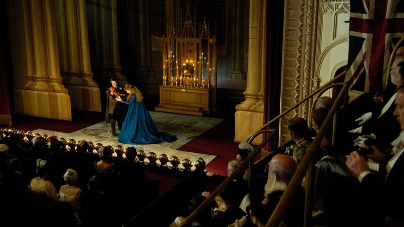 Arthur Wellesley (Paul Miller) und Stella Smart (Kate Trotter) – Bild: AXN White