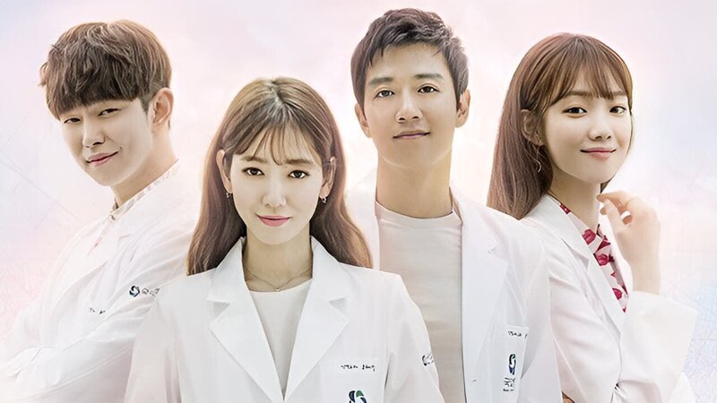 V.l.: Jung Yoon-Do (Yun Kyun-Sang), Yoo Hye-Jung (Park Shin-Hye), Hong Ji-Hong (Kim Rae-Won), Jin Seo-Woo (Lee Sung-Kyung) – Bild: RTL /​ © SBS