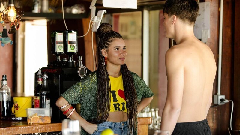 Sofia (Mina Boudjani) und Dimitri (Simon Rérolle) Die Verwendung des sendungsbezogenen Materials ist nur mit dem Hinweis und Verlinkung auf RTL+ gestattet. – Bild: RTL