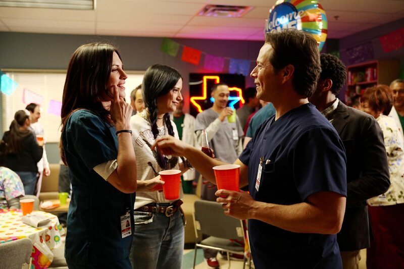 Jordan Alexander (Jill Flint, l.), Dr. Shannon Rivera (Tanaya Beatty), Dr. Scott Clemmens (Scott Wolf) +++ – Bild: RTL /​ © NBC Universal Media
