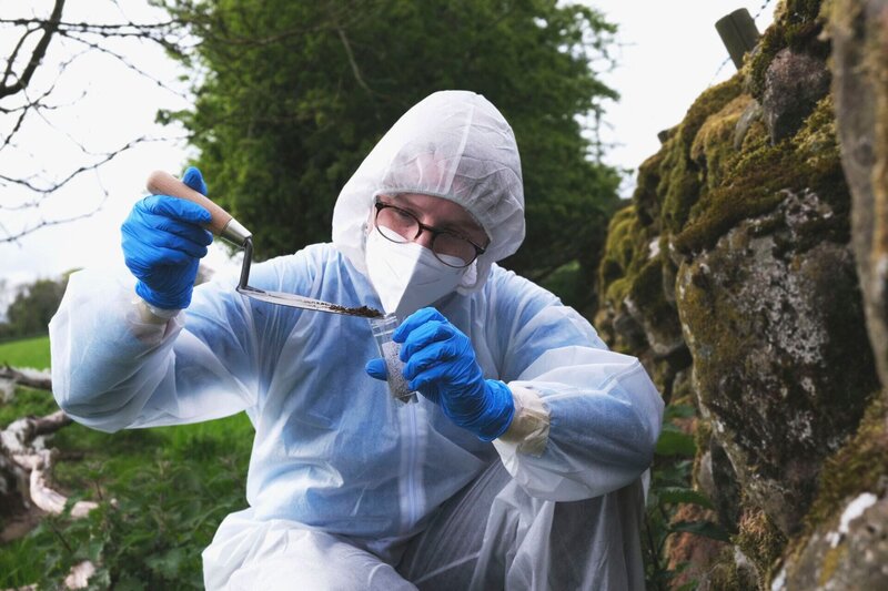 Forensiker auf Spurensuche – Bild: cinflx /​ Crime + Investigation /​ Rare Television Ltd.