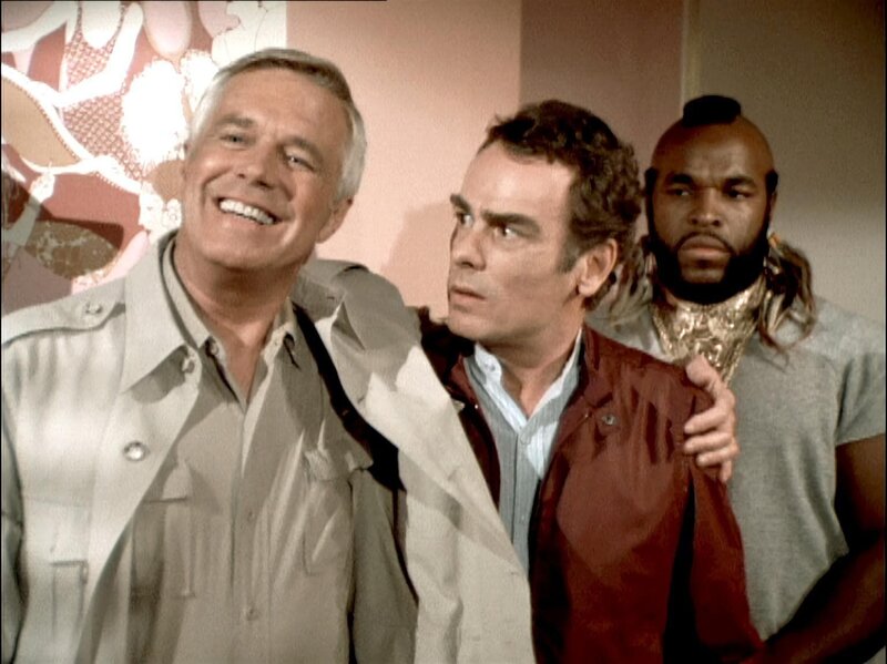 Hannibal (George Peppard, li.) und die anderen haben sich Collins (Dean Stockwell, re.) geschnappt. Wird er auspacken? – Bild: RTL II