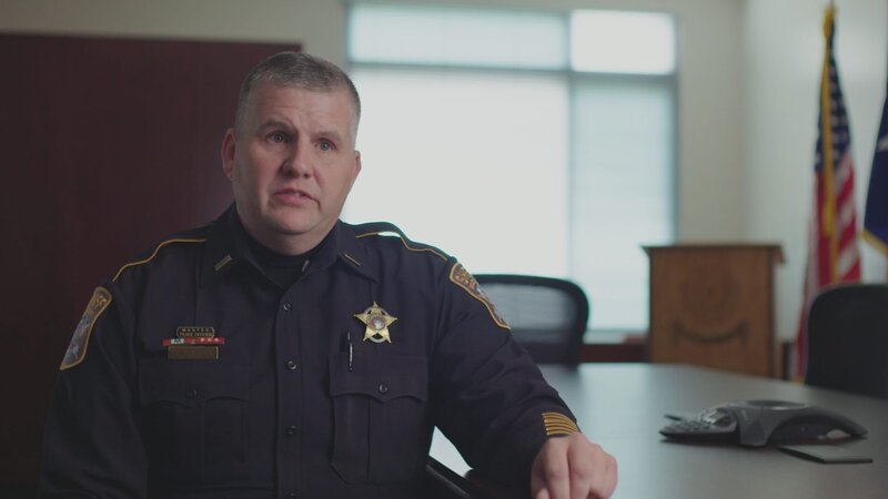 Lieutenant John Pollock – Bild: Warner Bros. Entertainment Inc.