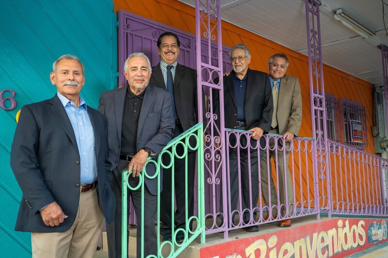 L – R: Urvin Pete Hernandez, Raymond Gonzales, Cecil Mosqueda, Jim Montero, Jose Selvera – Bild: Crime + Investigation