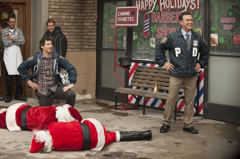 Jake Peralta (Andy Samberg, l.); Charles Boyle (Joe Lo Truglio, r.) – Bild: NBC Studios LLC