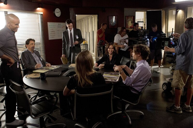 CRIMINAL MINDS – „X“ – The BAU team heads to California with their newest member Kate Callahan to catch an unsub who collects limbs from previous victims, on „Criminal Minds“ airing on CBS on WEDNESDAY, OCTOBER 1 (9:00⁠–⁠10:00 p.m., ET). (ABC Studios/​Monty Brinton) SHEMAR MOORE, JOE MANTEGNA, THOMAS GIBSON, JENNIFER LOVE HEWITT, MATTHEW GRAY GUBLER – Bild: 2014 American Broadcasting Companies, Inc. All rights reserved.
