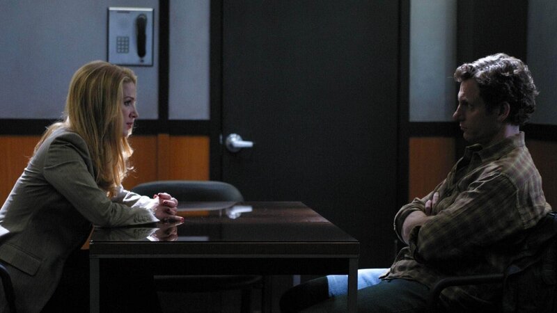Samantha Spade (Poppy Montgomery) und Greg/​ Rick Knowles (Tony Goldwyn) – Bild: RTL /​ Warner Bros. Entertainment Inc. & CBS Studios Inc.