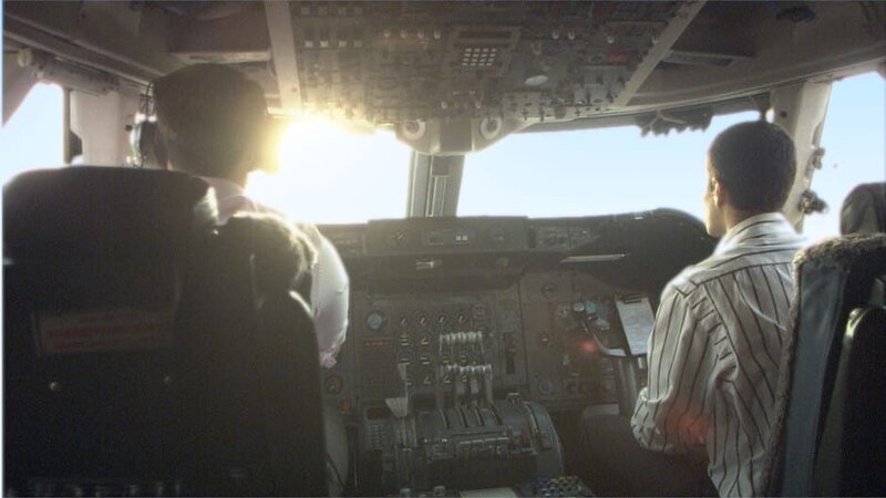 Whether it involves an everyday train journey, an international flight or a climbing expedition, every disaster has its cause, but few understand the chain of events that trigger them. – Bild: NGC Europe Limited