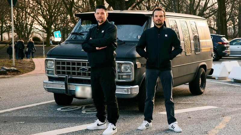 Tim Mälzer (l.) und Steffen Henssler – Bild: RTL