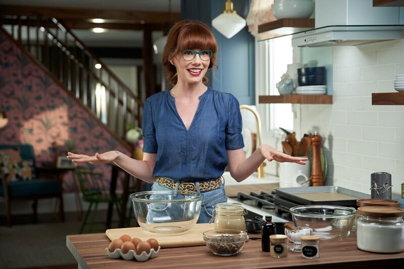 Mary bereitet ihr Gericht vor. – Bild: RTL /​ Boat Rocker Rights