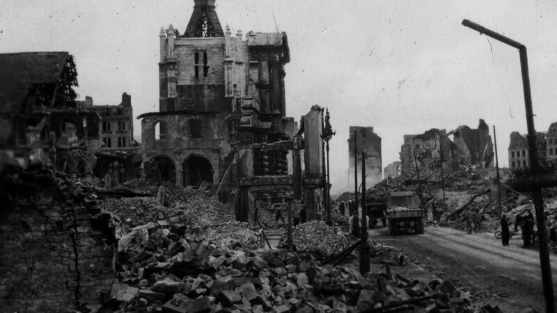 Le Havre in Trümmern – Bild: RTL /​ © DOCLAND YARD 2022