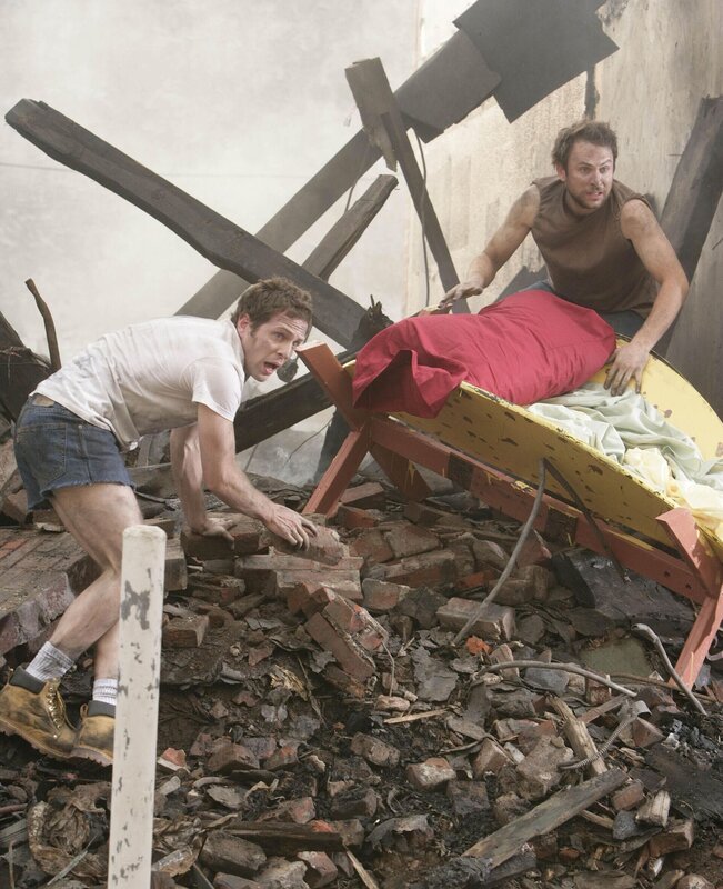 Die Pläne von Dennis (Glenn Howerton, l.) und Charlie (Charlie Day, r.) gehen mal wieder nach hinten los … – Bild: Bluebush Productions, LLC