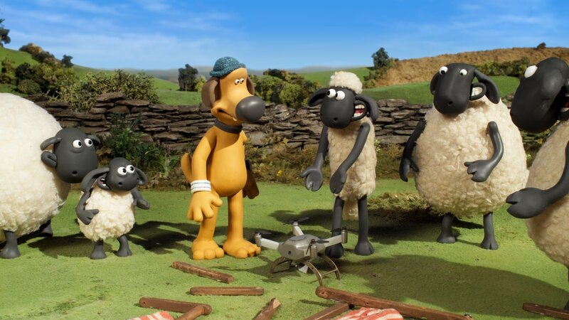 Nach seinem Flug ins All hat Bitzer die Nase voll von Drohnen. – Bild: WDR/​BBC/​Animation Ltd.