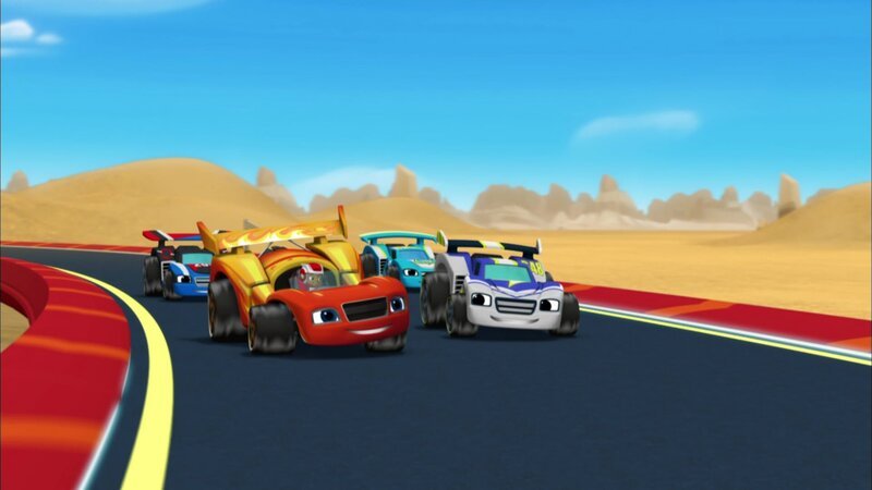 L-R: Fender, Blaze, AJ, Rally, Dash – Bild: Paramount