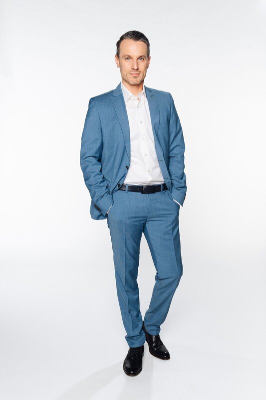 Marc Dumitru spielt Kilian Reichenbach – Bild: RTL /​ Julia Feldhagen