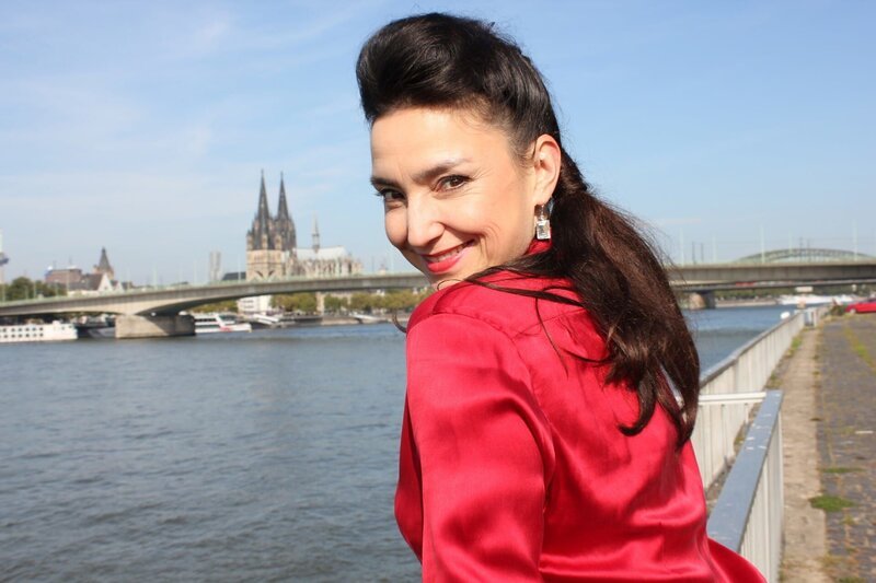 Simone Steinkamp (Tatjana Clasing) – Bild: RTL
