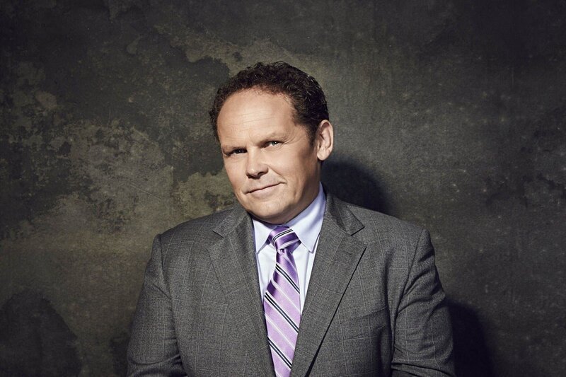 Detective Lionel Fusco (Kevin Chapman) – Bild: Warner Bros. Television