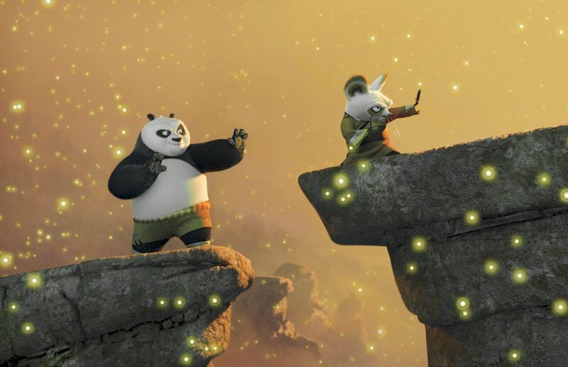 „Kung Fu Panda“: Panda Po ist begeistert von der chinesischen Kampfkunst Kung Fu und träumt davon, sich den furiosen Fünf anzuschließen; die Fünf nehmen ihn skeptisch auf und entdecken, dass er eine Hilfe sein kann. Viel Action und Spaß. – Bild: ORF/​YOUR FAMILY ENTERTAINMENT; DreamWorks Animation L.L.C.