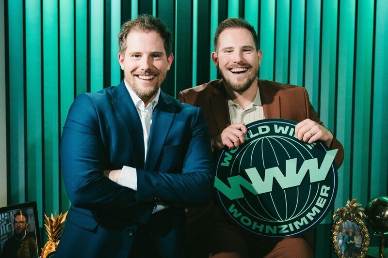 Dennis Wolter (l.); Benni Wolter (r.) – Bild: Joyn /​ Felix Görgens Eigenproduktionsbild frei