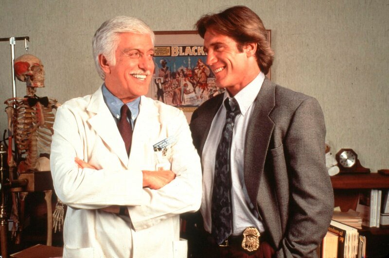Dr. Sloan (Dick Van Dyke, l.) und sein Sohn Steve (Barry Van Dyke, r.) sind ein fantastisches Team. – Bild: Viacom