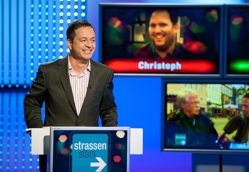 Moderator Roberto Cappelluti. – Bild: HR/​Benjamin Knabe